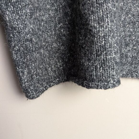 Hudson North Chunky knit v neck sweater grey size large - Picture 6 of 9
